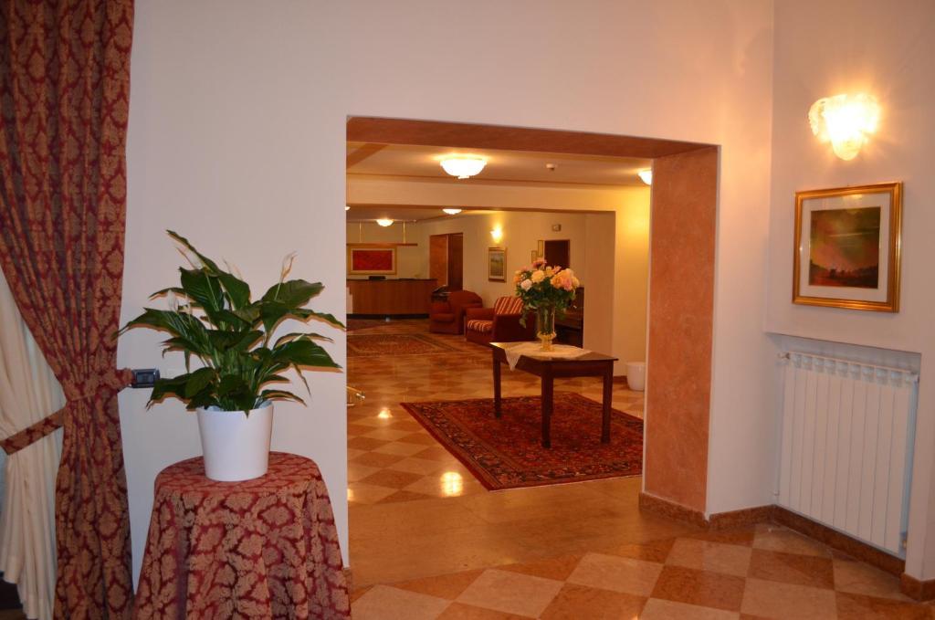 Hotel Olioso Peschiera del Garda Exterior foto