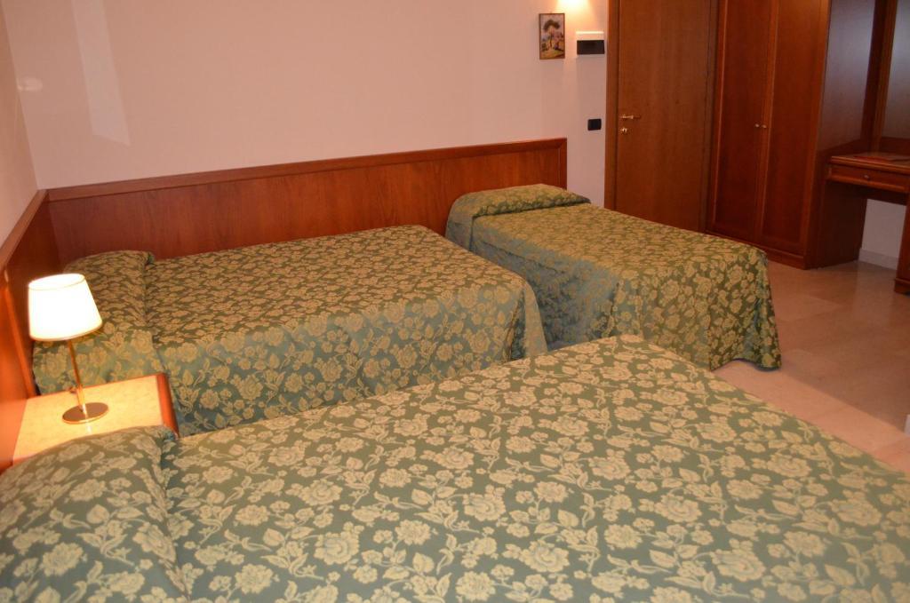 Hotel Olioso Peschiera del Garda Cameră foto